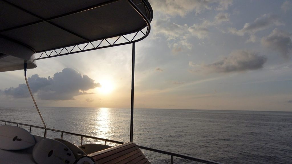 モルディブボートトリップ by Sasurai Surf TV #part2